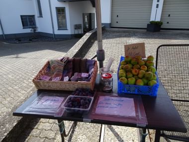 Obstverkauf in Lykershausen