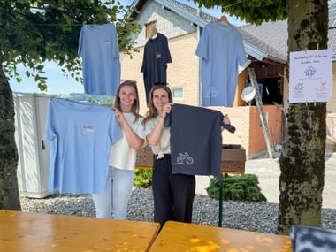 Sustainable shirts Summer Party 2025