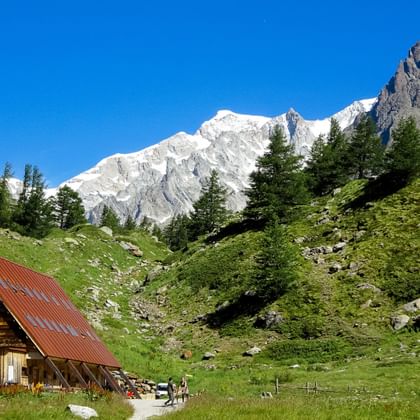 wunderschönes Bergpanorama am Berg "Mont Blanc"