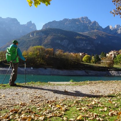Christina beim Herbstwandern in Südtirol