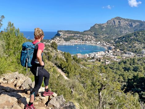 Hiker with a view of Pt. Sóller