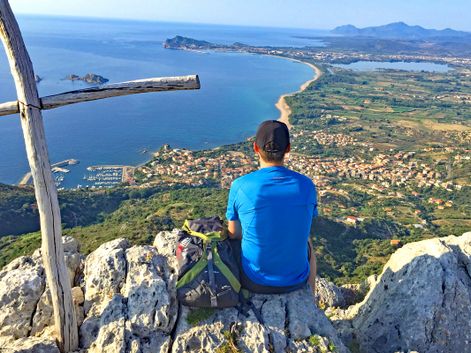Malerischer Küstenblick in Sardinien