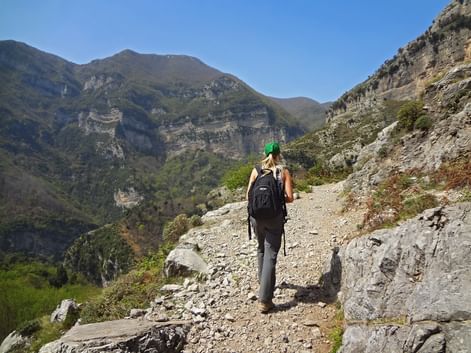Wanderpfade durch die Küstenlandschaft