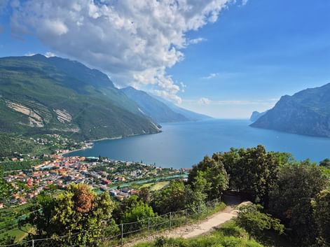 Wunderschöner Seeblick vom Monte Brione in Limone