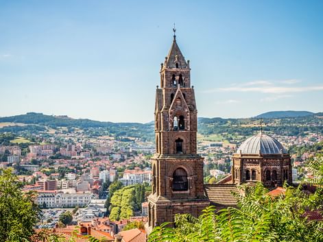 Kathedrale in der Stadt "Le-Puy-en-Velay"