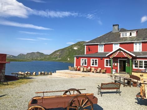 Schönes Hotel am See in Bygdin