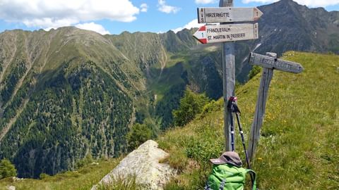 Wegweiser Höhenweg Passeiertal