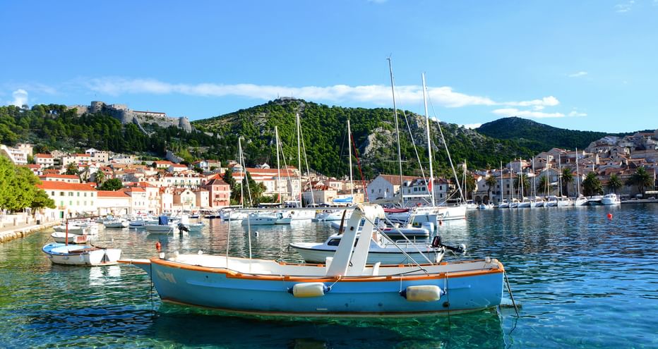 Der Hafen von Hvar