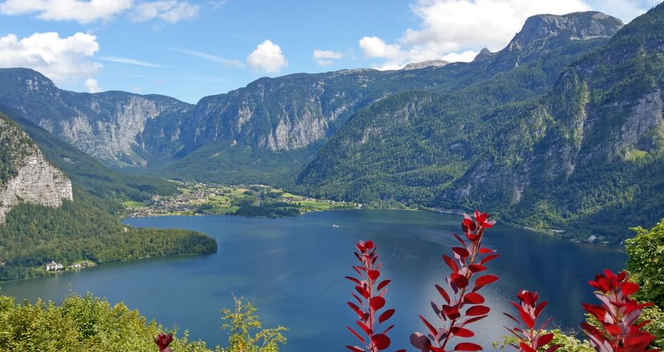 Ausblick auf den Hallstätter See vom Salzberg aus