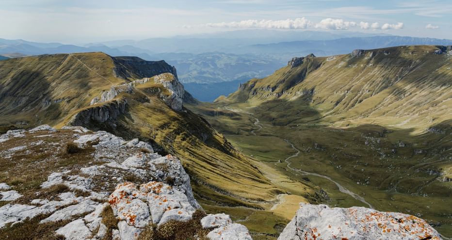 Rumänische Bergwelt mit Panorama