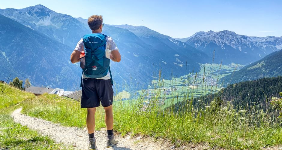 Wanderer im Vinschgau