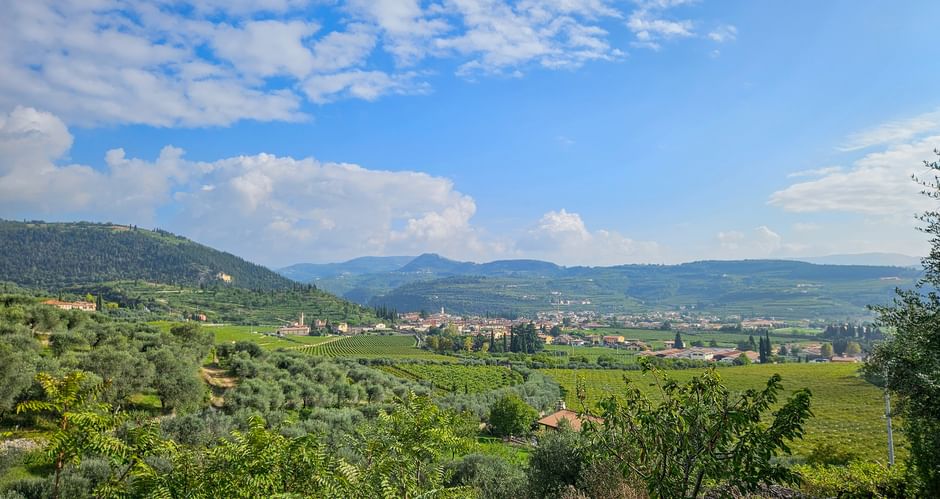 Hiking tour from Verona to Lake Garda